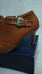 Sepatu boots wanita dewasa  terbaru 2024 bahan sintetis  Boots Fashion heels tinggi 7cm EMS  703