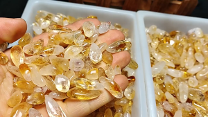 Đá Vụn Thạch Anh Vàng Đá Citrine Tự Nhiên PAG Dùng TrangTrí Nhà Cửa Thanh Tẩy Năng Lượng