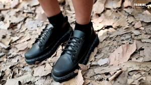 Sepatu Loafers Docmart Formal Casual Pantofel Kerja Pria Hitam