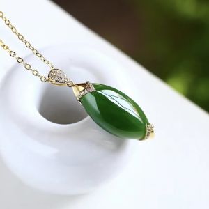 Montagne Jewelry 18k Pure Gold Pendant Diamond Inset Fine Jewellery Natural 30x12mm Green Jade Pendant Necklace