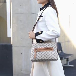 1766 ( READY STOCK ) PU SLING BAG EU FASHION HOUSE