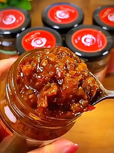 Sauce Chili 贵州特产老干妈辣椒酱下饭拌饭拌面酱美食调味品拌面下饭