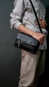 Clutch Pria Kulit Asli. Caliandravieri Sling Bag CVR PHIU Free Sling Strap Leather