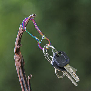 Stainless Steel Keychain MT2803 Durable Creative Simple Car Hanging Ring for Men High-End Sensation Waist Hanging Carabiner