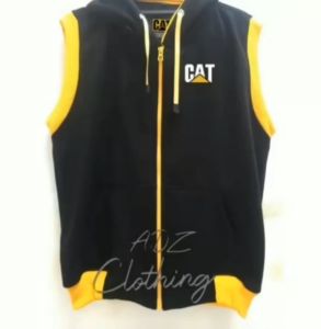 Jaket Zipper Vest CATERPILLAR l Ziper Hoodie Jumper Rompi Resliting Pria dan Wanita Model Casual Bahan Kain Flecee Warna Hitam Kombinasi Kuning Ready Size S/M/L/XL/XXL/3XL Pemesanan Bisa COD Atau Bayar Ditempat
