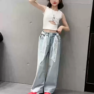 กางเกงยีนส์ Ice Silk กางเกงยีนส์เด็กผู้หญิง กางเกงเด็กผู้หญิง สไตล์บาง Breathable เอวยางยืด หลวม 2025 ใหม่ 130-160cm