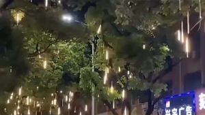 LED Meteor Shower Rain Lights Tube Lamp for Outdoor Garden Home Curtains Christmas Party Decoration