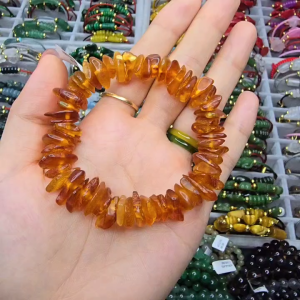 Q1516 Vòng hạt vô định Hổ Phách size lớn 12-14mm không kén mệnh - Phong Thuỷ TUDO P