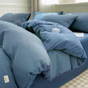 KAMONI | Minimalist Waffle Pattern Bedcover 150x200cm
