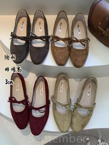 รองเท้าบัลเลต์แบบผูกโบว์สไตล์เกาหลี ทรงหัวมน พื้นยาง ส้นสูง 3.5 ซม. รองเท้าลำลองสำหรับผู้หญิง รองเท้าแฟชั่นฤดูใบไม้ผลิ 2025