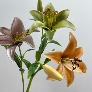 Nordic Style Light Luxury PU Lilies Artificial Flowers Vase Wedding Home Decoration Fake Flowers Green Plants Simulation