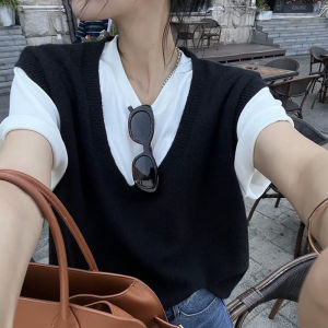 เสื้อยืดแขนสั้นผู้หญิงสไตล์ฝรั่งเศส 2024 ฤดูร้อนใหม่ ดีไซน์เก๋ไก๋ เสื้อเชิ้ตถักแบบชั้นใน เสื้อผ้าทำงานฤดูร้อน