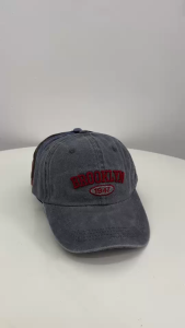 หมวกแก๊ปเทรนด์เกาหลี สีแดงสดใส ปักลาย MATCH POINT 155