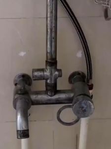 Chai Xịt Bọt Tuyết Vệ Sinh Nhà Tắm 500ML - Xịt Tẩy Toilet Tẩy Cặn Bồn Cầu Khử Mùi Nhà Vệ Sinh
