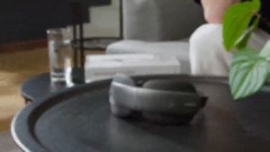 Philips massage Pijat Eye Three temperature/Not squeeze eyes/3D stereo sound effect PPM2522