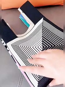 Tas Rajut Hampers Ulang Tahun Korean Style Simple Knit Totebag Tas Tangan Wanita Casual Bahan Rajut Tebal