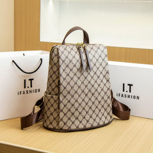 Hong Kong Casual Large Capacity Leather Backpack for Travel Women Fashionable 2024 New Model 14 Inch Computer Bag Leisure