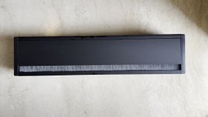 GROMMET FLIP TOP TRAP DOOR COVER PENUTUP TUTUP LUBANG KABEL TEMPAT DUDUKAN STOP KONTAK MEJA RAPAT MEETING KANTOR HITAM ISI 5 POWER ARDE PANASONIC 50CM 50 CM BAHAN ALUMINIUM