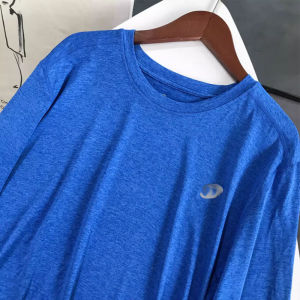 เสื้อยืดคอกลมแขนยาวทรงหลวมสำหรับผู้ชาย ระบายอากาศได้ดี แห้งเร็ว ดูดซับเหงื่อได้ดี ทรงหลวม ใส่สบาย