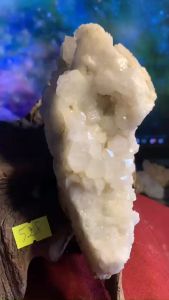 MẢNH ĐÁ THẠCH ANH TỰ NHIÊN VÀNG NGÀ năng lượng phong thủy cao 528