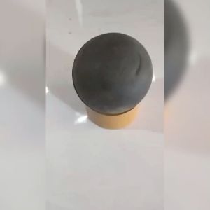 BOLA KARET PADAT HITAM BERAT 820GRAM an DIAMETER 100MM 100 mm tebal