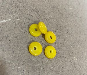 Bán lẻ đồng điếu đá Ngọc Cẩm Thạch thiên nhiên lỗ xỏ 2li