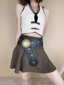 Vintage Decorative Belt Y2K Millennium Spicy Girl Subculture Match Decorative Middle-Aged Disk Belt Hollow Carved Rivet Style