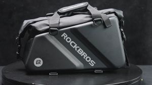 ROCKBROS กระเป๋าท้ายจักรยาน11.6l ความจุมากเปลือกแข็งขี่จักรยานกระเป๋าด้านหลังสะท้อนแสง MTB จักรยานเสือหมอบที่เก็บกระเป๋าเดินทางบนหลังคารถกระเป๋าสะพายไหล่