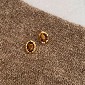Retro Hong Kong Style Gold Plated Tiger Eye Stone Earrings Womens Luxury Earring Small Niche Design High-End Feelings