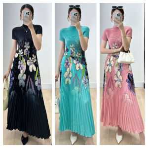 Nova quality※One person one pleat ※ One person one fold ※Miyake folds new style of foreign style printed suit fashion summer dress slim folds top + skirt two-piece set