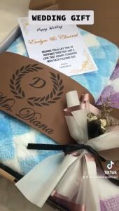 Hampers Handuk Couple / Kado Pernikahan dan Seserahan Aesthetic