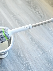 Hand Free Self-Wringing Mop Floor Household Mop Wring Out Quickly Twist Mop Clean Tool For Floor Cleaning Mop Wring(Small/Big )Mop Berputar