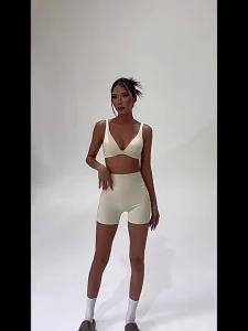 [LASYYOGA](Padded)sports Bra Fitness Training Running Quick Drying Breathable Shockproof Yogadeep V Bra