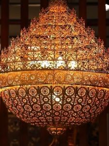 Turkish Lamp Vintage Chandelier Moroccan Lamp Etching Pendant Light Crown Gold Iron Hollow Arabic Ceiling Hanging Light Pendant Lighting for Kitchen Island Restaurant Hallway Foyer