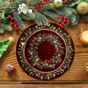 VIKAMA 4-Piece Christmas Placemat Set for Family Gatherings Home Dinners and Holiday Parties Table Decor and Accessories