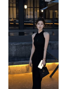 ชุดเดรสยาวคอวีแขนกุดสีดำหรูหราสไตล์ฝรั่งเศสสำหรับผู้หญิงในช่วงฤดูร้อน ชุดราตรี ชุดเดรสยาวไม่มีแขน ชุดเดรสยาวไม่มีแขน