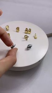 Hip Hop Teeth Grillz Emas/Perak Gigi Taring Palsu Vampire Cosplay Retractable Vampire Fangs Teeth Halloween Party Props