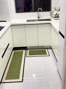 Non-slip Water Absorbing Oil-resistant Wipeable Kitchen Doormat