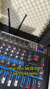 Loa karaoke cao cấp - kèm 2 MIcro  Maxtin 3 TẤC ĐƠN  màu sắc sang trọng chất âm mạnh mẽ bass cực căng phù hợp không gian giải trí gia đình karaoke phòng trà đám cưới quán cà phê