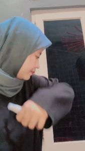 Deodorant Spray Herbal Wanita: Solusi Keringat Berlebih & Ketiak Cerah