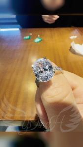 เพิ่มขนาดเครื่องประดับกับความงาม เพทายคาร์บอนสูงคุณภาพสูง ไข่นกพิราบสีขาว เหลี่ยมแบบรังนก มีหลายจุดประการ สำหรับสุขภาพและความงามดี