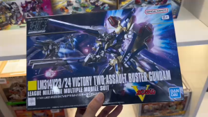Mô Hình Bandai HGUC 1/144 V2 Assault Buster Gundam (Mobile Suit Victory Gundam)