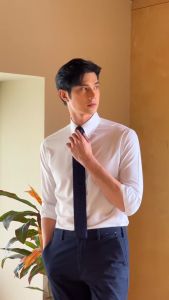 Cubrito เสื้อเชิ้ตลินินแขนสั้นผู้ชาย สไตล์ Cuban เสื้อสีเขียว Kombu Green | 100% Linen Cuban Shirt | เสื้อเชิ้ตโครงสวย เนี้ยบ หรู ดูดีหน้าร้อน