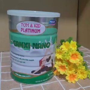 Sữa cho người già ngừa bệnh loãng xương Tom & Kid Platinum Canxi Nano lon 900g