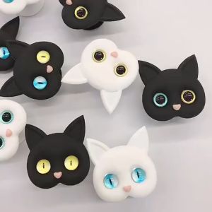 Desain 3D Dengan Karakter Kepala Kucing Yang Lucu Dan Unik
