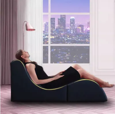 Louis Donne | Trendy Small Sofa for Hotel and B&B Bedroom