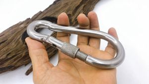 Móc khóa an toàn M12 Inox 304 -Lực Tải 950kg Thiết kế tiện lợi cho các công trình xây dựng tải trọng lên đến maxload 950kg