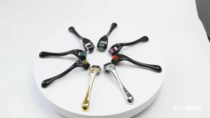 Custom Color Derma Roller No.540 Microneedling Beauty Skincare Tools Face Body Hair & Beard Growth Treatment Roller Customize Handle and Head Color for 100pcs