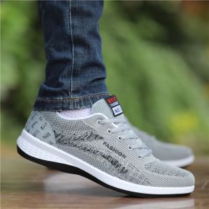 Old Beijing Cloth Shoes 2025 New Autumn Winter Fleece Lined Warm Leather Surface Mens Sports Casual Mesh Panel Shoes