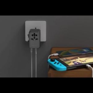 Universal Travel Adaptor Charger GaN MOMAX 1-World for Samsung Tablet Macbook Laptop Fast Charging Type C PD 65W 70W 100W 120W 140W Type A USB Multi Port Internasional